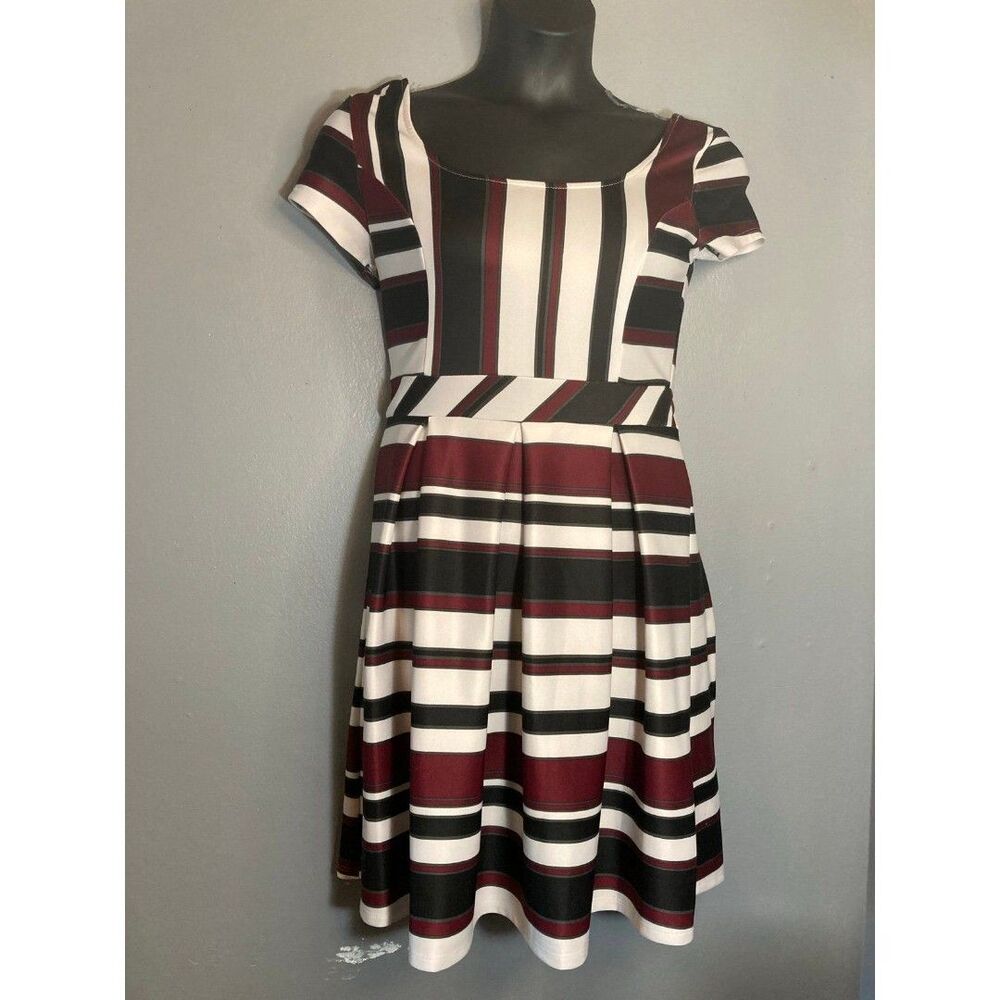 Dotted striped short sleeve dress